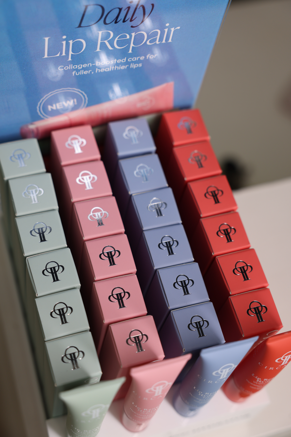Lip Lineup Bundle with Display